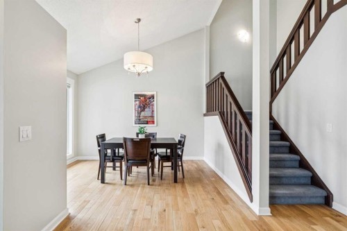 1848 38 Street Ne, Calgary, AB - Indoor