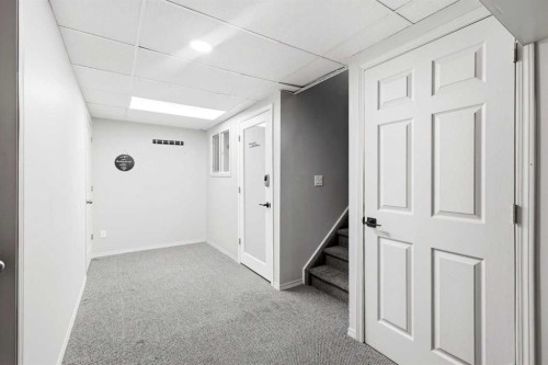 212 Harvest Wood Way Ne, Calgary, AB - Indoor Photo Showing Other Room