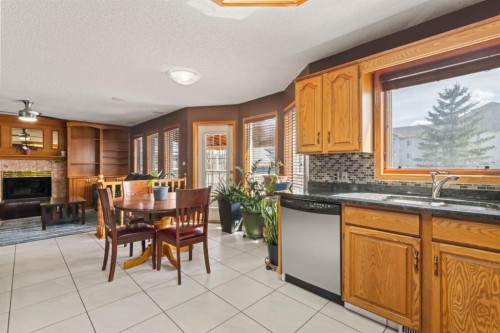 87 Applefield Close Se, Calgary, AB - Indoor