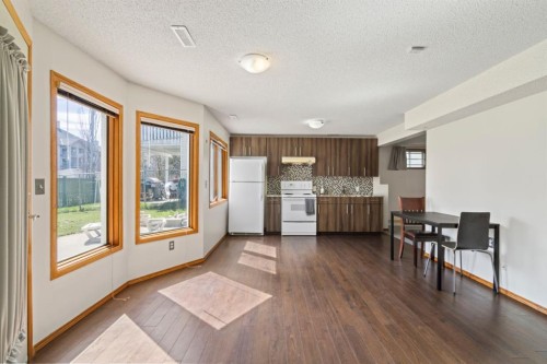 87 Applefield Close Se, Calgary, AB - Indoor Photo Showing Other Room