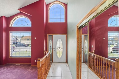 87 Applefield Close Se, Calgary, AB - Indoor Photo Showing Other Room