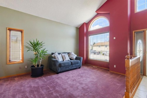 87 Applefield Close Se, Calgary, AB - Indoor