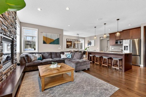 28 Walden View Se, Calgary, AB - Indoor Photo Showing Living Room