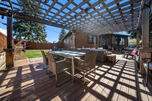 2007 Glenwood Drive Sw, Calgary, AB - Outdoor With Deck Patio Veranda