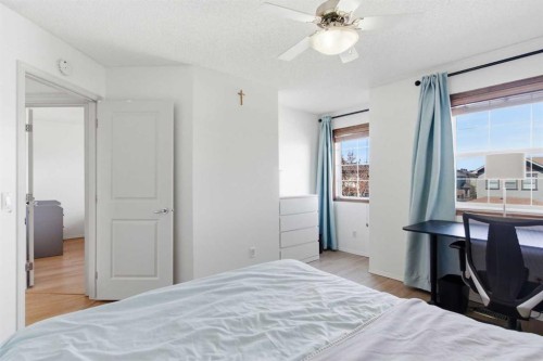 69 Everoak Circle Sw, Calgary, AB - Indoor Photo Showing Bedroom