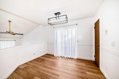 314 Castleridge Drive Ne, Calgary, AB - Indoor Photo Showing Other Room