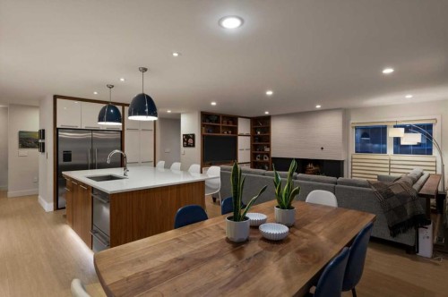 4208 15 Street Sw, Calgary, AB - Indoor