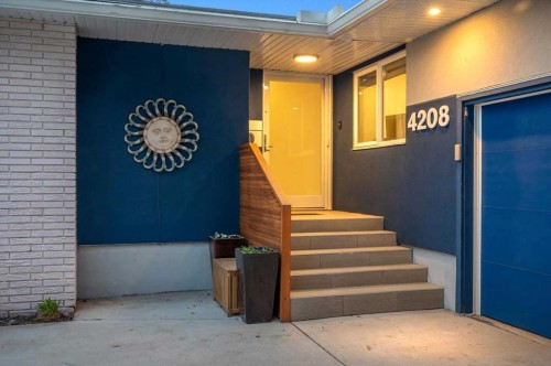 4208 15 Street Sw, Calgary, AB - Outdoor With Exterior