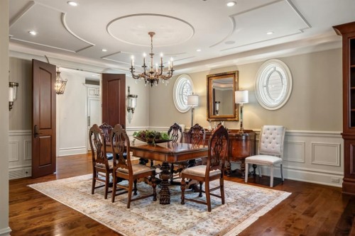12231 Lake Louise Way Se, Calgary, AB - Indoor Photo Showing Dining Room