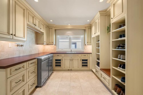 12231 Lake Louise Way Se, Calgary, AB - Indoor