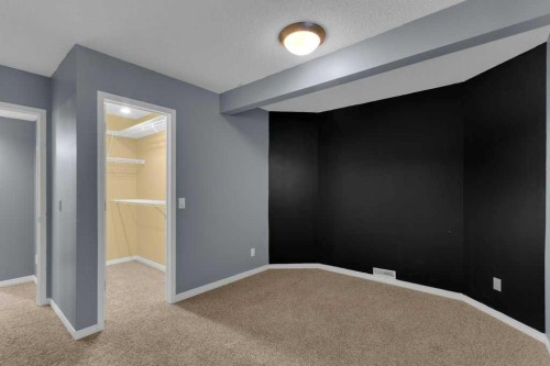 63 Mt Assiniboine Circle Se, Calgary, AB - Indoor