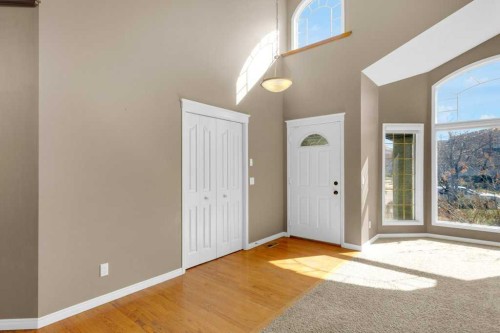 63 Mt Assiniboine Circle Se, Calgary, AB - Indoor Photo Showing Other Room