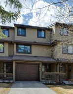 74 Glamis Gardens SW Calgary, AB T3E 6S4