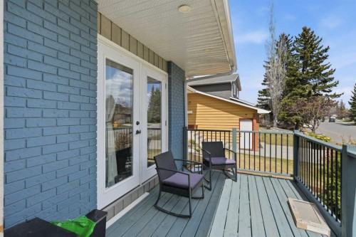 71 Woodfield Drive Sw, Calgary, AB - Outdoor With Deck Patio Veranda With Exterior
