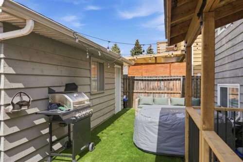 71 Woodfield Drive Sw, Calgary, AB - Outdoor With Exterior