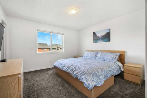 142 Auburn Crest Way Se, Calgary, AB - Indoor Photo Showing Bedroom