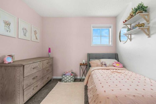 142 Auburn Crest Way Se, Calgary, AB - Indoor Photo Showing Bedroom