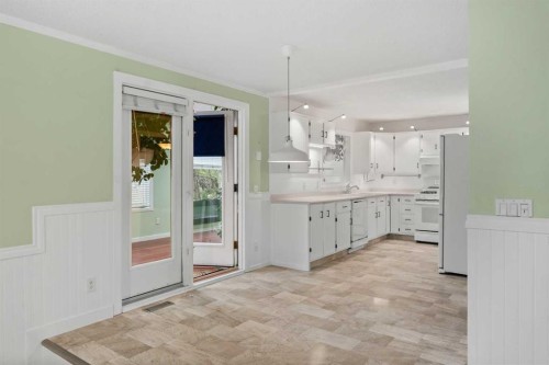 164 Sun Valley Drive Se, Calgary, AB - Indoor