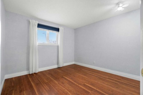 164 Sun Valley Drive Se, Calgary, AB - Indoor Photo Showing Other Room