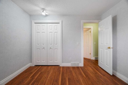 164 Sun Valley Drive Se, Calgary, AB - Indoor Photo Showing Other Room