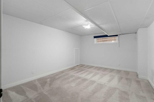 164 Sun Valley Drive Se, Calgary, AB - Indoor Photo Showing Other Room