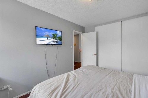 307-903 19 Avenue Sw, Calgary, AB - Indoor Photo Showing Bedroom