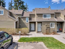 202-829 Coach Bluff Crescent SW Calgary, AB T3H 1B1