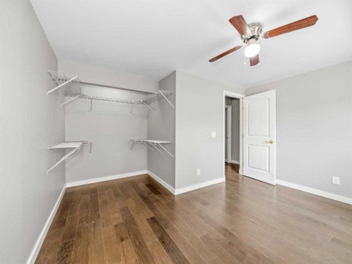 202-829 Coach Bluff Crescent Sw, Calgary, AB - Indoor With Storage