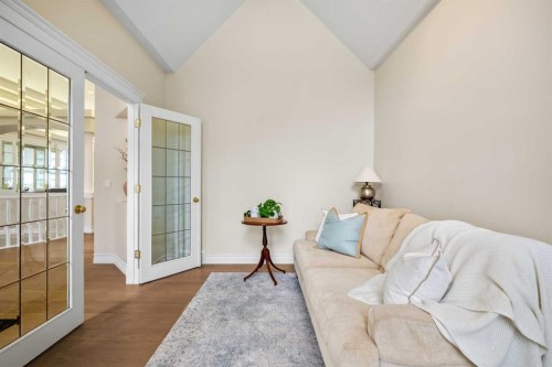 12820 Canso Crescent Sw, Calgary, AB - Indoor Photo Showing Other Room