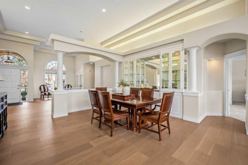 12820 Canso Crescent Sw, Calgary, AB - Indoor Photo Showing Dining Room