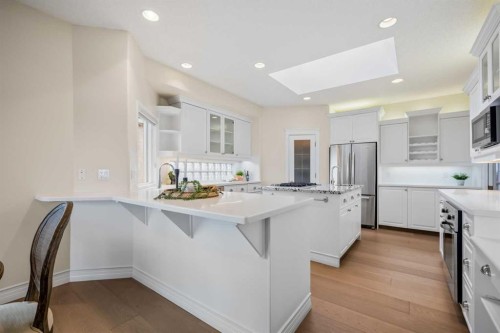 12820 Canso Crescent Sw, Calgary, AB - Indoor Photo Showing Kitchen With Upgraded Kitchen