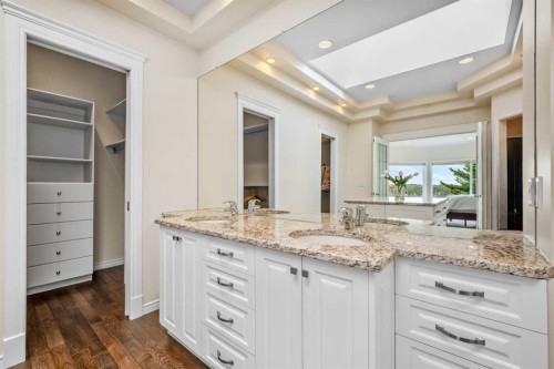 12820 Canso Crescent Sw, Calgary, AB - Indoor