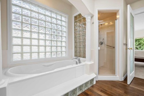 12820 Canso Crescent Sw, Calgary, AB - Indoor Photo Showing Bathroom