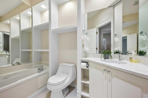 12820 Canso Crescent Sw, Calgary, AB - Indoor Photo Showing Bathroom