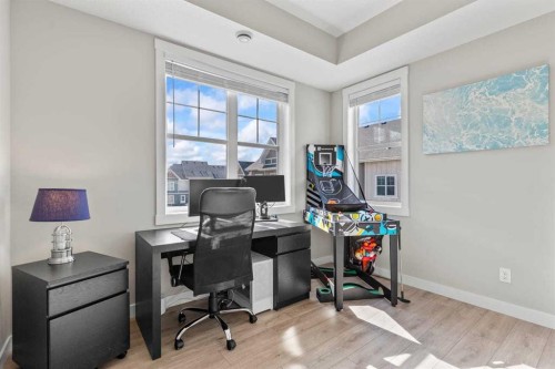 306 Cranbrook Walk Se, Calgary, AB - Indoor Photo Showing Office