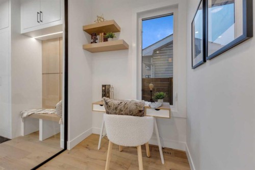 2430 36 Street Sw, Calgary, AB - Indoor Photo Showing Other Room