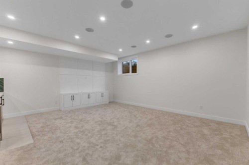 2430 36 Street Sw, Calgary, AB - Indoor Photo Showing Other Room