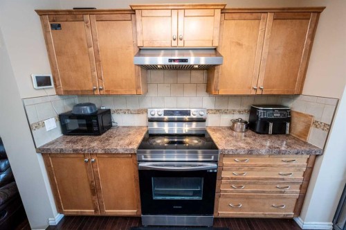 57 Skyview Point Common Ne, Calgary, AB - Indoor Photo Showing Kitchen