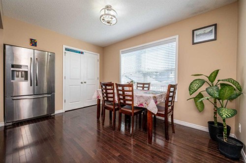 57 Skyview Point Common Ne, Calgary, AB - Indoor Photo Showing Dining Room