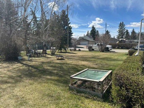 1435 22 Avenue, Didsbury, AB - Outdoor