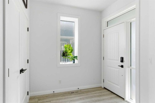 303 Rivercrest Boulevard, Cochrane, AB - Indoor Photo Showing Other Room