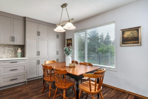 2 Springbank Crescent Sw, Calgary, AB 