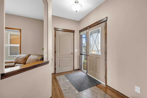 92 Everoak Close Sw, Calgary, AB - Indoor Photo Showing Other Room