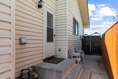 5811 Templehill Road Ne, Calgary, AB - Outdoor With Exterior