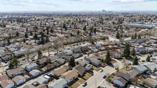 5811 Templehill Road Ne, Calgary, AB - Outdoor With View