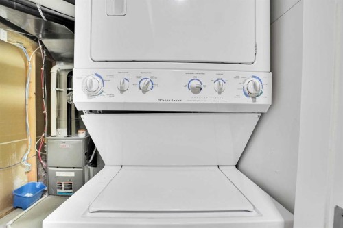 124 Skyview Shores Road Ne, Calgary, AB - Indoor Photo Showing Laundry Room
