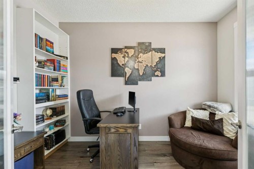 288 Lucas Avenue, Calgary, AB - Indoor Photo Showing Office
