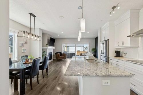 288 Lucas Avenue, Calgary, AB - Indoor Photo Showing Other Room