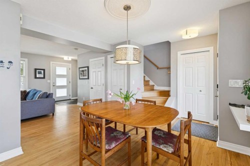 4324 Passchendaele Road Sw, Calgary, AB - Indoor Photo Showing Dining Room
