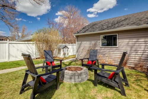 4324 Passchendaele Road Sw, Calgary, AB - Outdoor With Deck Patio Veranda